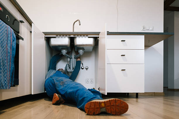 Professional Plumbing technician working in Stennis Space Center, MS